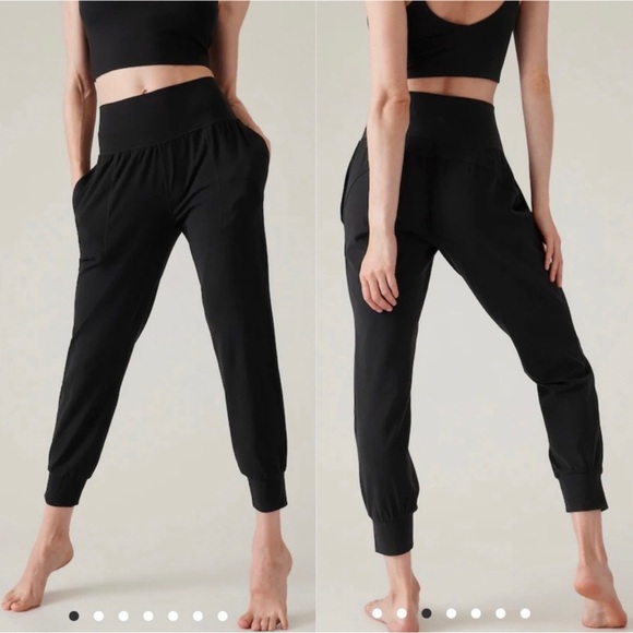 NWT Athleta Salutation Jogger Size Medium/Tall - Picture 3 of 8